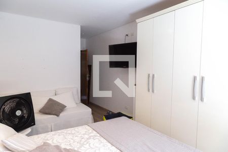 Casa à venda com 195m², 3 quartos e 3 vagasSuíte 1