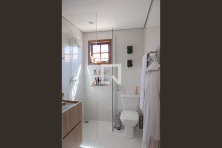 Casa à venda com 195m², 3 quartos e 3 vagasBanheiro Suíte 3