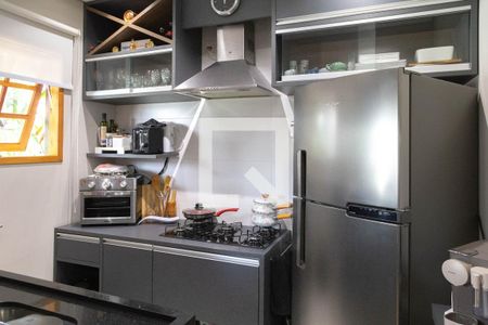 Casa à venda com 195m², 3 quartos e 3 vagasSuíte 3 - Cozinha