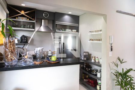 Casa à venda com 195m², 3 quartos e 3 vagasSuíte 3 - Cozinha