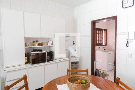 Casa à venda com 195m², 3 quartos e 3 vagasCozinha