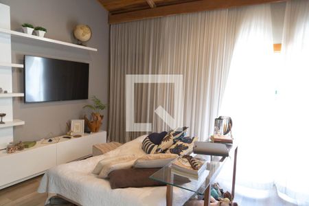 Casa à venda com 195m², 3 quartos e 3 vagasSuíte 3