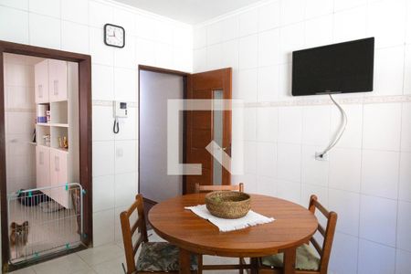 Casa à venda com 195m², 3 quartos e 3 vagasCozinha