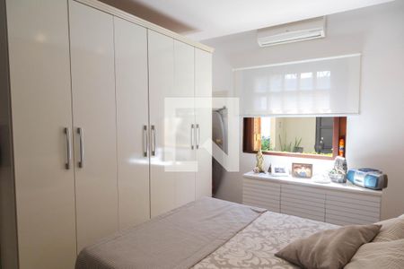 Casa à venda com 195m², 3 quartos e 3 vagasSuíte 1