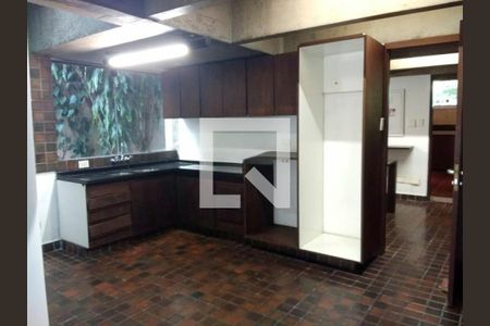 Casa para alugar com 4 quartos, 520m² em Morumbi, São Paulo