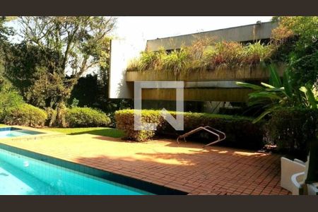 Casa para alugar com 4 quartos, 520m² em Morumbi, São Paulo