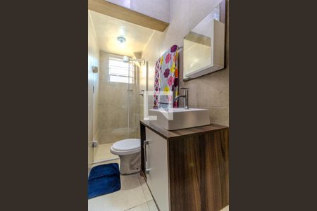 Banheiro de kitnet/studio para alugar com 1 quarto, 29m² em Santa Cecilia, São Paulo