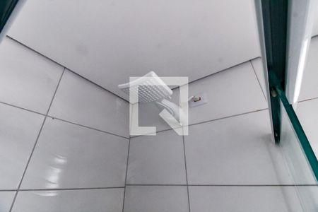 Banheiro de casa para alugar com 1 quarto, 26m² em Campo Limpo, São Paulo