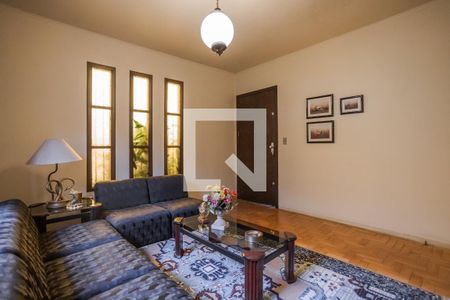 Sala de casa à venda com 3 quartos, 224m² em Vila Jardim, Porto Alegre