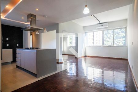 Sala e Cozinha  de apartamento para alugar com 2 quartos, 98m² em Botafogo, Rio de Janeiro