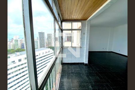 Sala de apartamento para alugar com 3 quartos, 130m² em Campo Grande, Salvador