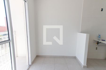 Sala   de apartamento para alugar com 2 quartos, 45m² em Vila Guilherme, São Paulo