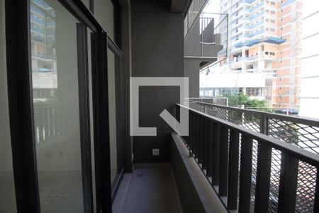 Varanda de kitnet/studio à venda com 1 quarto, 23m² em Pinheiros, São Paulo