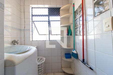 Área de Serviço de apartamento para alugar com 2 quartos, 60m² em Novo Mundo, Curitiba