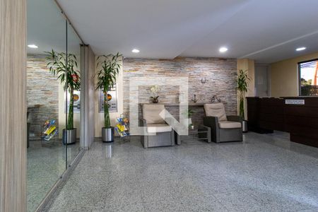 Hall de entrada de apartamento para alugar com 2 quartos, 60m² em Novo Mundo, Curitiba