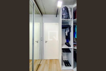 Apartamento à venda com 70m², 1 quarto e 1 vagaSuíte
