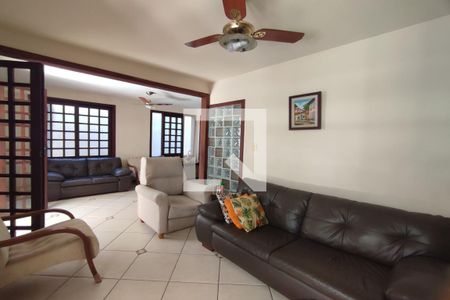 1º Pav - Sala de casa de condomínio para alugar com 6 quartos, 375m² em Taquara, Rio de Janeiro