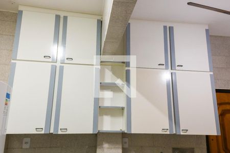 Apartamento à venda com 60m², 2 quartos e sem vagaCozinha