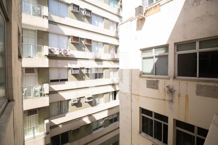 Apartamento à venda com 350m², 5 quartos e 3 vagas Apartamento à venda com 350m², 5 quartos e 3 vagasVista do Banheiro da Área de serviço