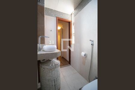 Apartamento à venda com 350m², 5 quartos e 3 vagas Apartamento à venda com 350m², 5 quartos e 3 vagasBanheiro da Suíte 3