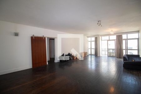 Apartamento à venda com 350m², 5 quartos e 3 vagas Apartamento à venda com 350m², 5 quartos e 3 vagasSala