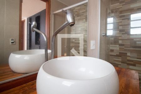 Apartamento à venda com 350m², 5 quartos e 3 vagas Apartamento à venda com 350m², 5 quartos e 3 vagasBanheiro da Suíte 4 - torneira da pia