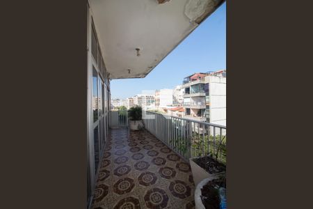 Apartamento à venda com 350m², 5 quartos e 3 vagas Apartamento à venda com 350m², 5 quartos e 3 vagasSala - Varanda