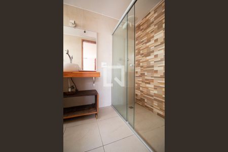 Apartamento à venda com 350m², 5 quartos e 3 vagas Apartamento à venda com 350m², 5 quartos e 3 vagasBanheiro da Suíte 4