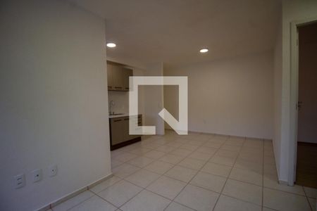 Sala de apartamento à venda com 2 quartos, 60m² em Vargem Grande, Rio de Janeiro
