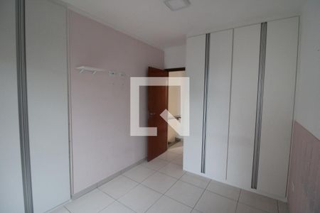 Quarto 1 de casa de condomínio para alugar com 2 quartos, 60m² em Vila Nilo, São Paulo