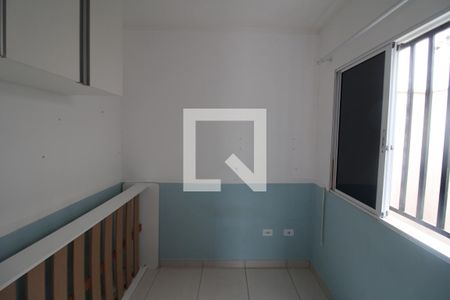Quarto 2 de casa de condomínio para alugar com 2 quartos, 60m² em Vila Nilo, São Paulo