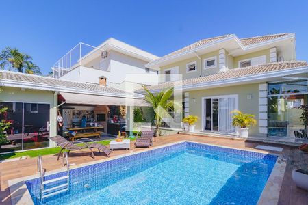 Casa de condomínio para alugar com 325m², 4 quartos e 4 vagasÁrea externa