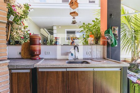 Casa de condomínio para alugar com 325m², 4 quartos e 4 vagasÁrea Gourmet