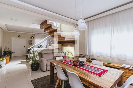 Sala de casa de condomínio para alugar com 4 quartos, 325m² em Urbanova, São José dos Campos