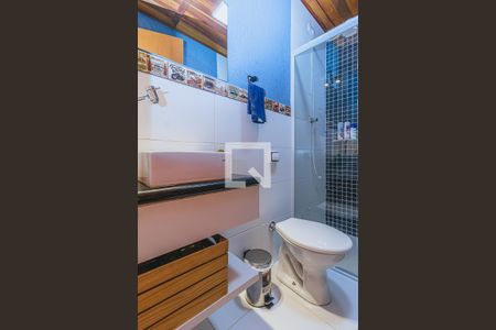 Casa de condomínio para alugar com 325m², 4 quartos e 4 vagasBanheiro Área gourmet