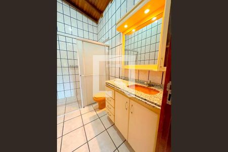 Apartamento para alugar com 80m², 3 quartos e 2 vagasBanheiro 