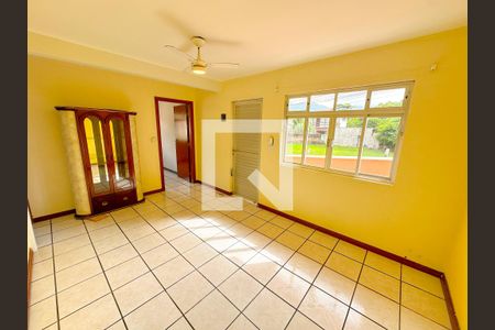 Apartamento para alugar com 3 quartos, 80m² em São João do Rio Vermelho, Florianópolis