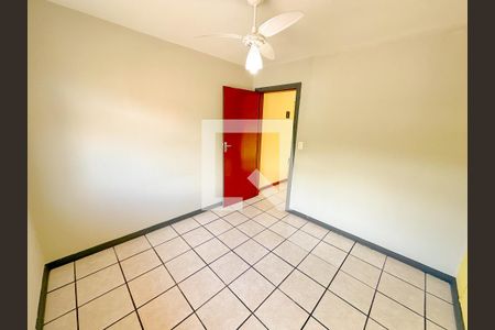 Quarto 2 de apartamento para alugar com 3 quartos, 80m² em São João do Rio Vermelho, Florianópolis