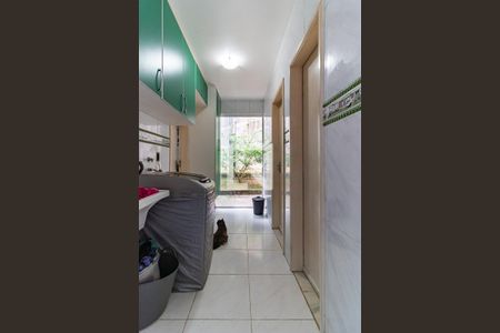 Casa de condomínio à venda com 230m², 3 quartos e 2 vagas Casa de condomínio à venda com 230m², 3 quartos e 2 vagasÁrea de Serviço