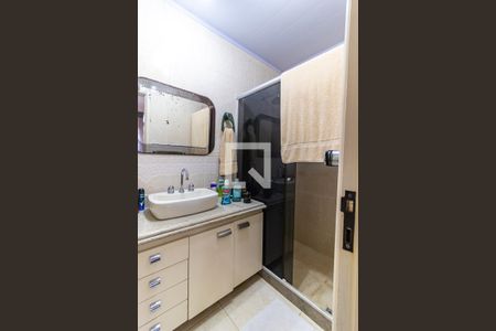 Casa de condomínio à venda com 230m², 3 quartos e 2 vagas Casa de condomínio à venda com 230m², 3 quartos e 2 vagasBanheiro da Suíte