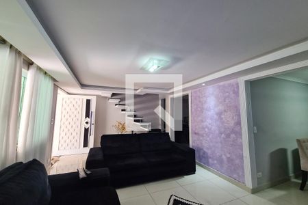 Sala de casa para alugar com 3 quartos, 225m² em Conjunto Habitacional Barreira Grande, São Paulo