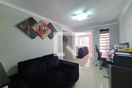 Escritório de casa para alugar com 3 quartos, 225m² em Conjunto Habitacional Barreira Grande, São Paulo