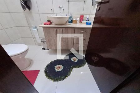 Casa para alugar com 225m², 3 quartos e 2 vagasBanheiro