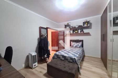 Casa para alugar com 225m², 3 quartos e 2 vagasQuarto