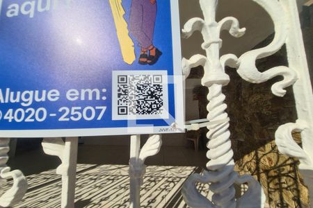 Casa para alugar com 225m², 3 quartos e 2 vagascodigo plaquinha