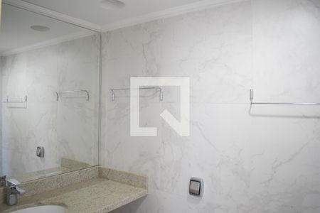 Banheiro da Suíte de apartamento para alugar com 4 quartos, 140m² em Bigorrilho, Curitiba