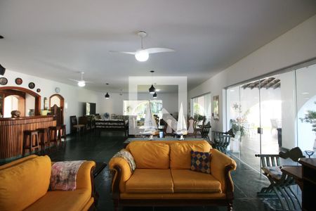 Casa de condomínio para alugar com 750m², 4 quartos e 5 vagas Casa de condomínio para alugar com 750m², 4 quartos e 5 vagasSala 2