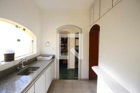 Casa de condomínio para alugar com 750m², 4 quartos e 5 vagas Casa de condomínio para alugar com 750m², 4 quartos e 5 vagasCozinha 2