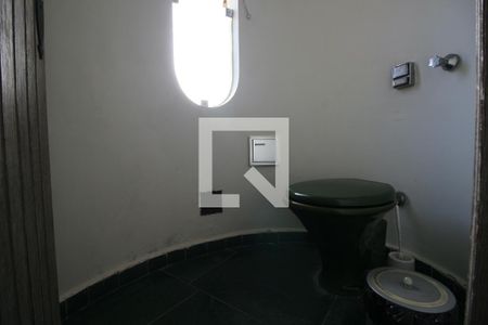 Casa de condomínio para alugar com 750m², 4 quartos e 5 vagas Casa de condomínio para alugar com 750m², 4 quartos e 5 vagasLavabo