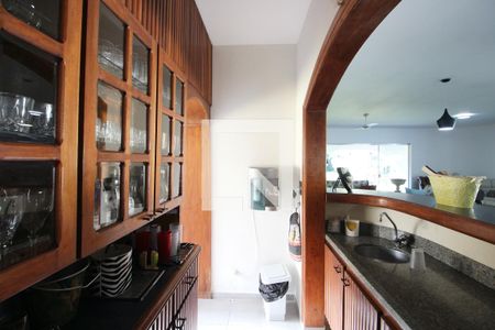 Casa de condomínio para alugar com 750m², 4 quartos e 5 vagas Casa de condomínio para alugar com 750m², 4 quartos e 5 vagasCozinha 2